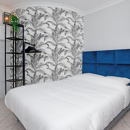 The City Nest - Duke Housing Creteil Bagian luar foto